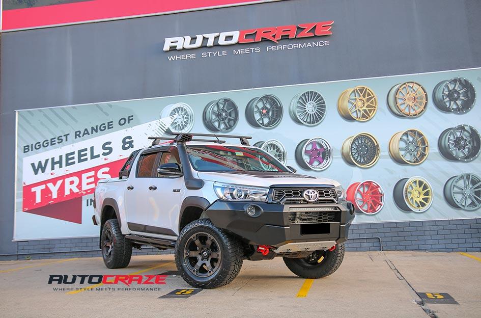 TOYOTA HILUX 4WD BEAST BLACK MACHINED WITH DARK TINT